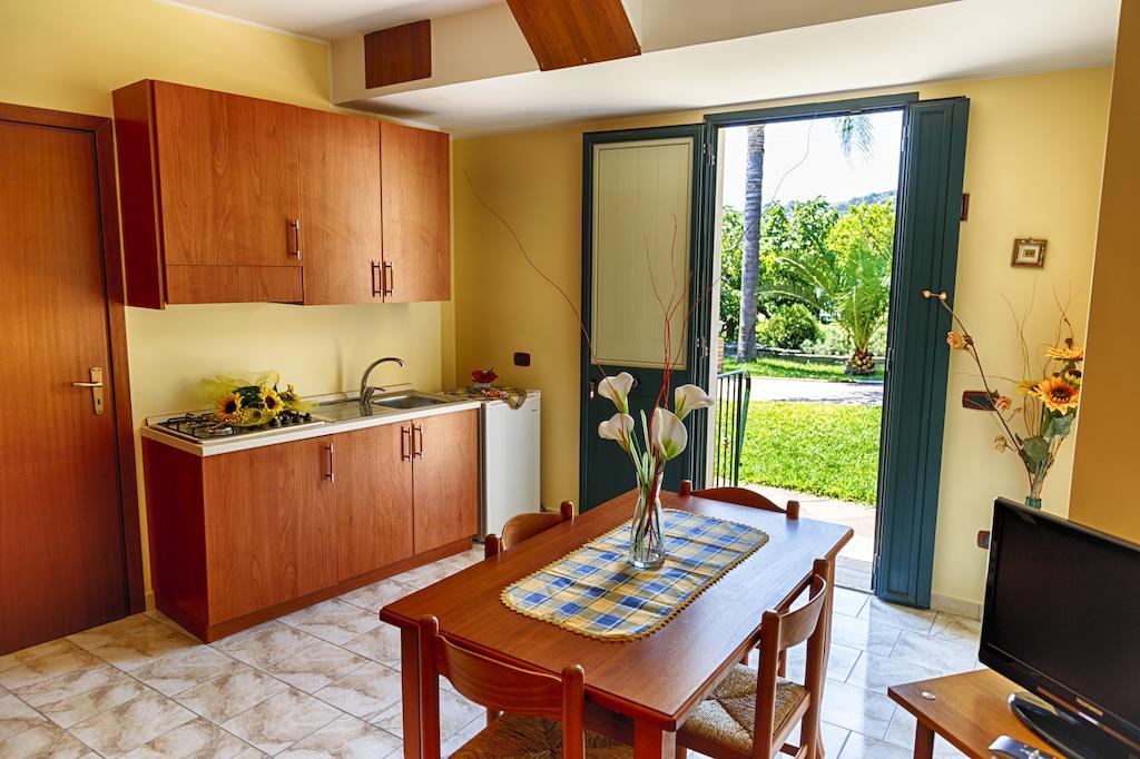 Casa Vacanze Alcantara ガッジ 部屋 写真