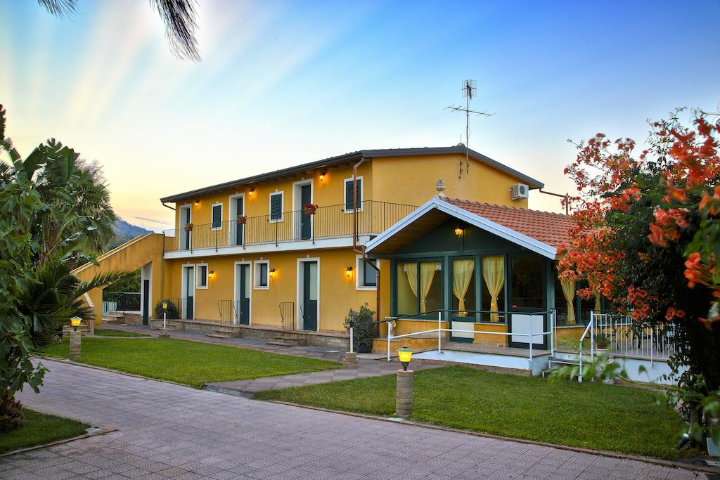 Casa Vacanze Alcantara ガッジ エクステリア 写真