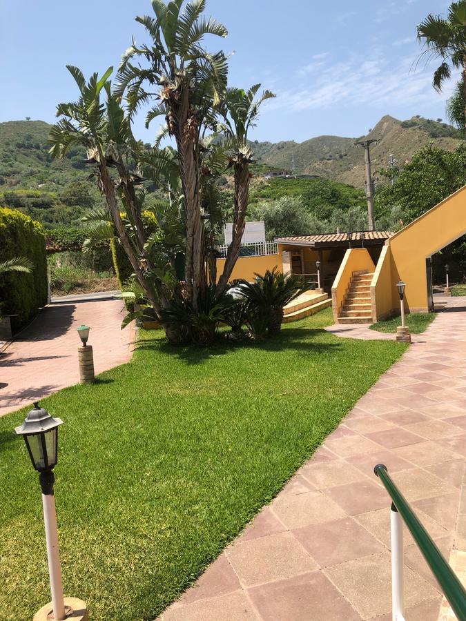 Casa Vacanze Alcantara ガッジ エクステリア 写真